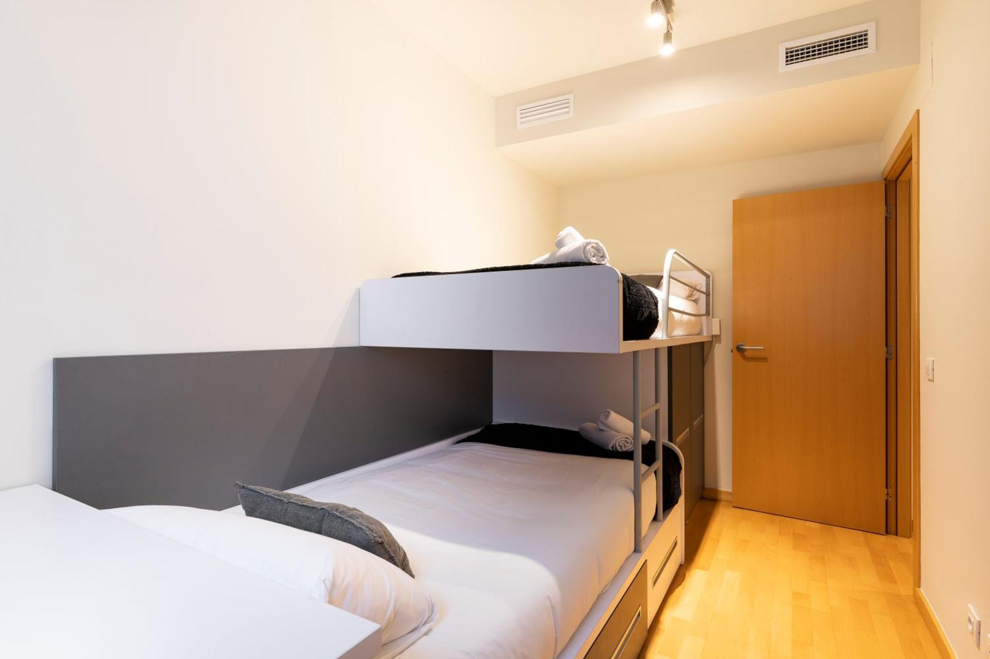 Ab Park Gueell-Gaudi Apartment Barcelona Bagian luar foto