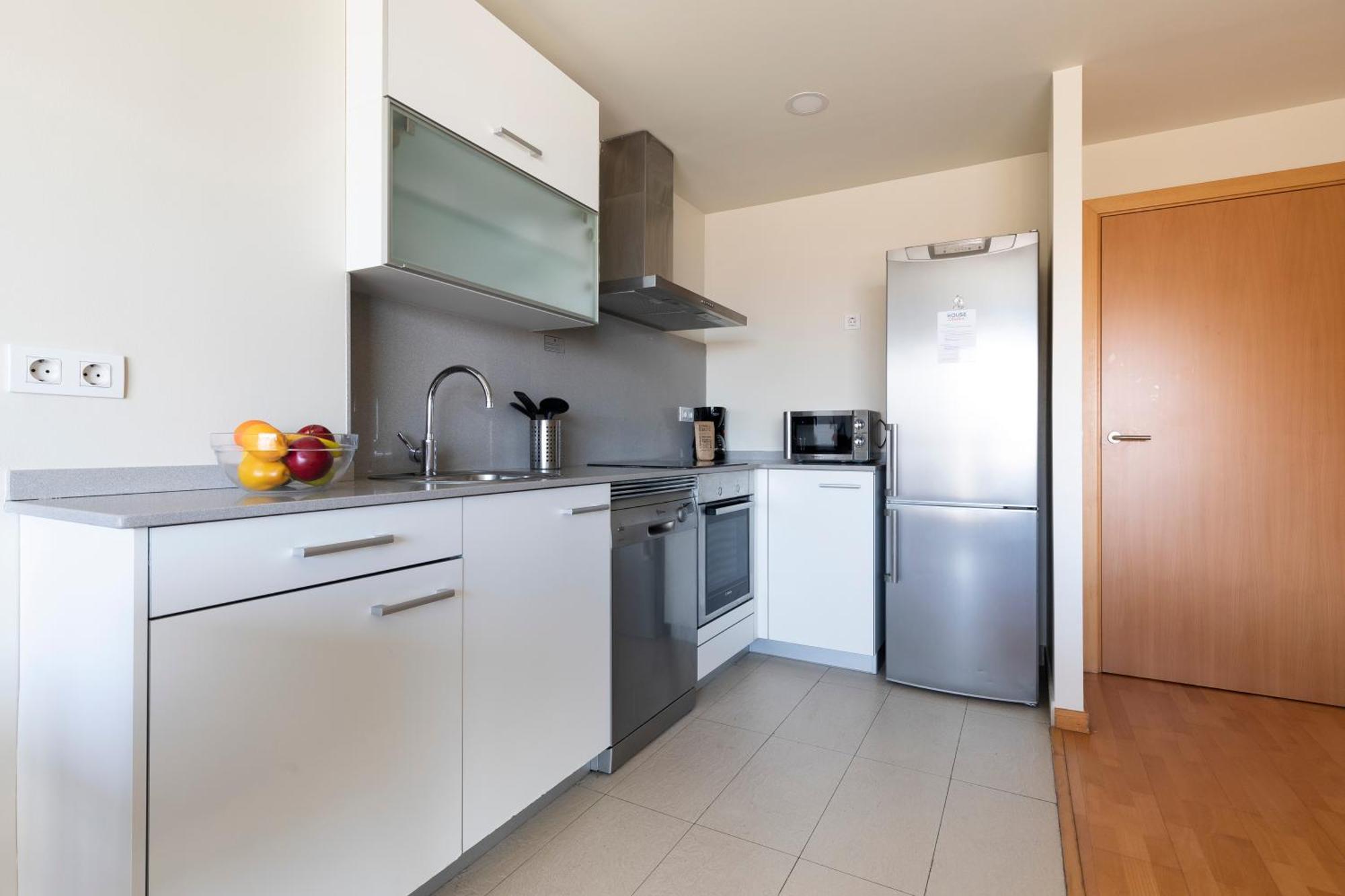 Ab Park Gueell-Gaudi Apartment Barcelona Bagian luar foto
