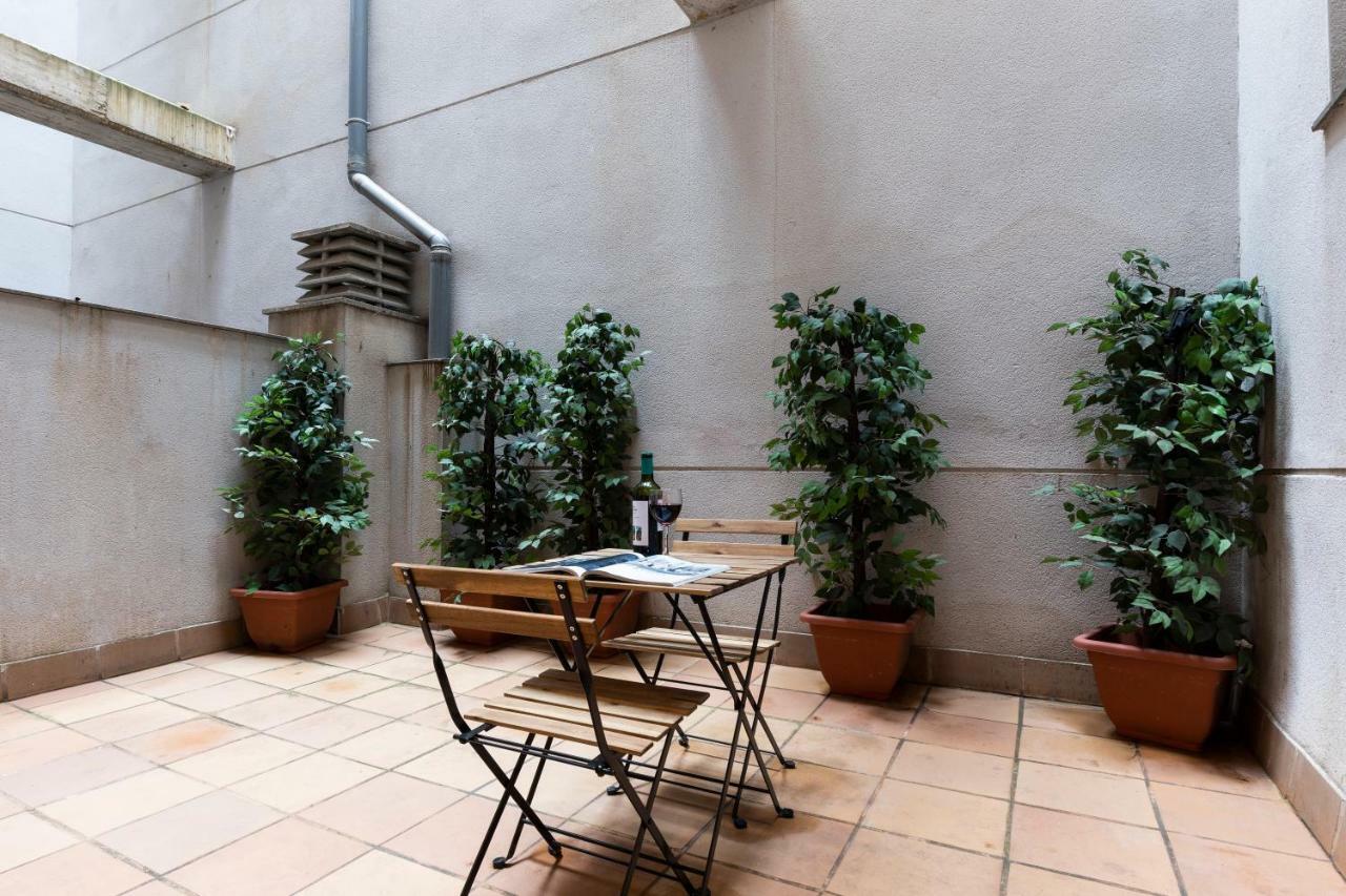 Ab Park Gueell-Gaudi Apartment Barcelona Bagian luar foto